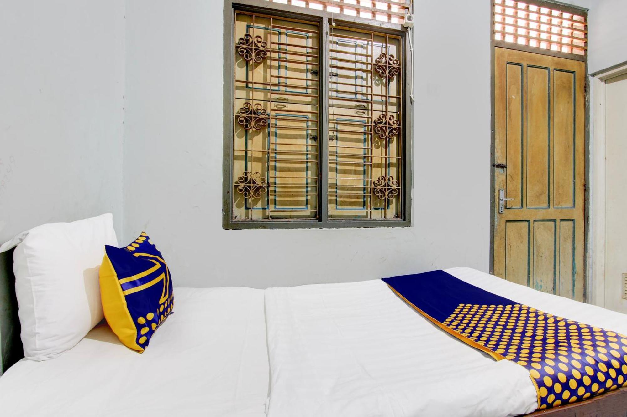 Spot On 94085 Hotel Agung Purwokerto Dış mekan fotoğraf
